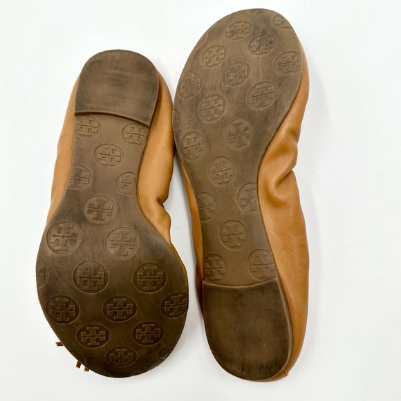 Tory Burch Reese Mestico Royal Tan Leather Ballet Flats Gold Accents Tassels - Picture 10 of 10